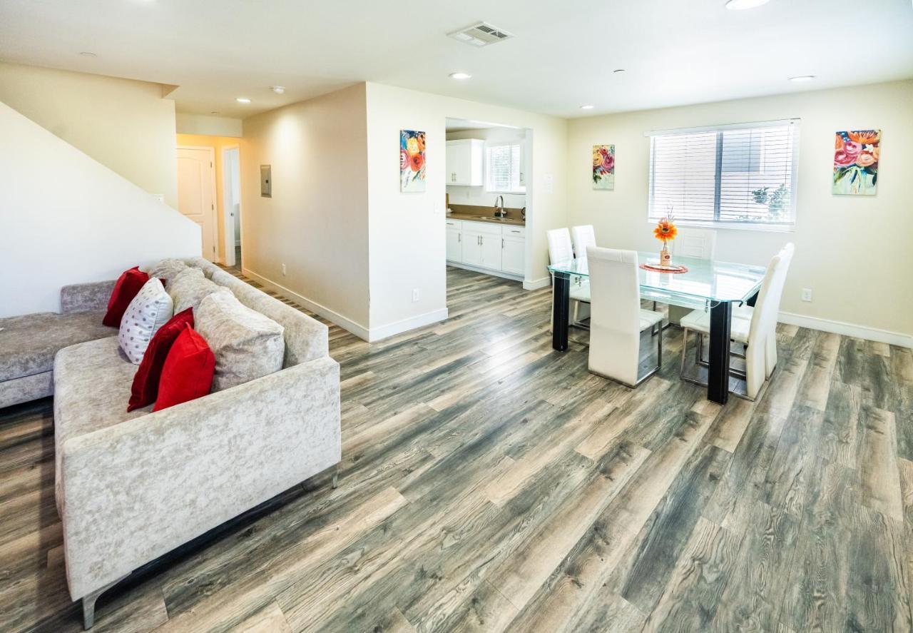 Large Sleeps 10 Near Downtown Angeles Apartment Los Angeles