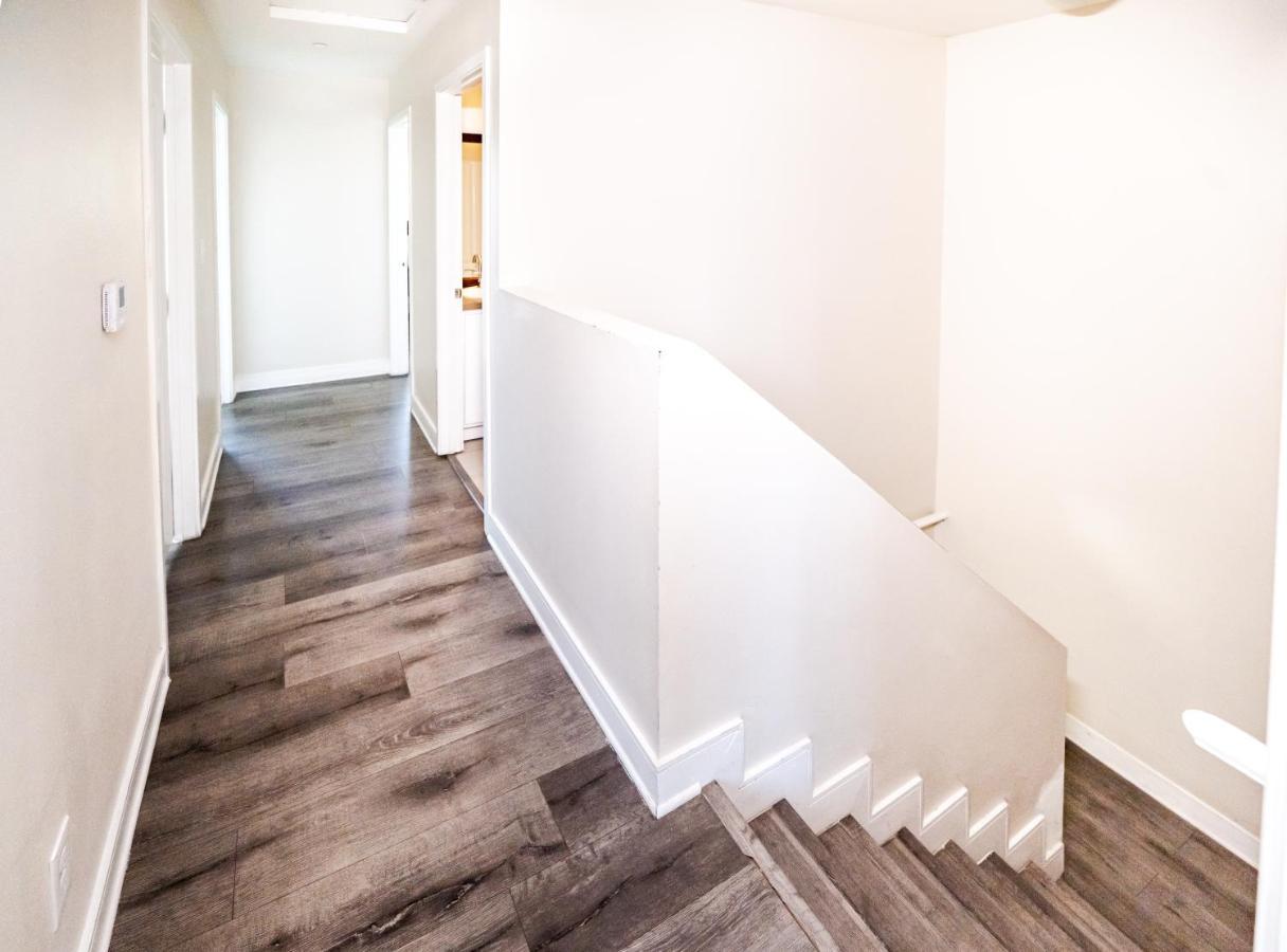 Large Sleeps 10 Near Downtown Angeles * Los Angeles