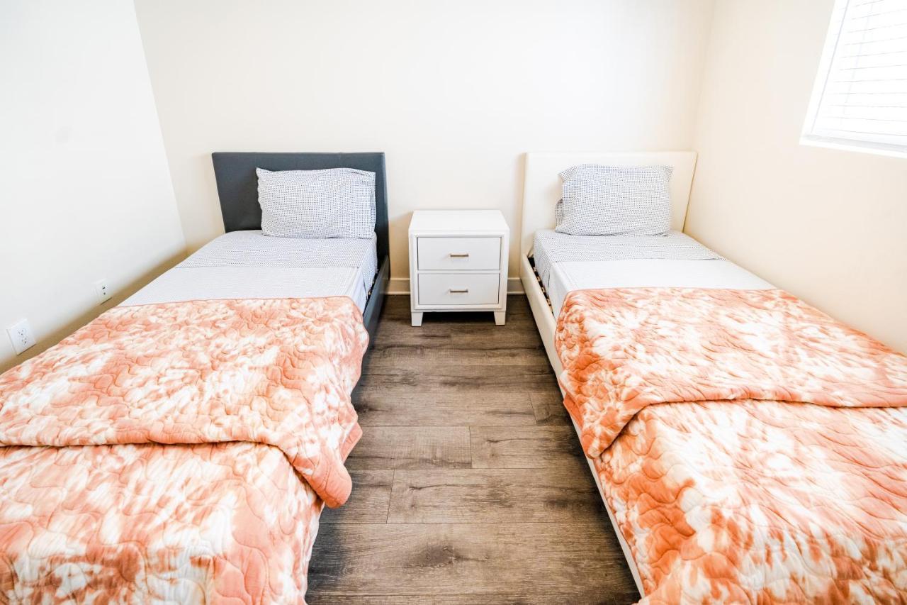 Apartment Large Sleeps 10 Near Downtown Angeles *
